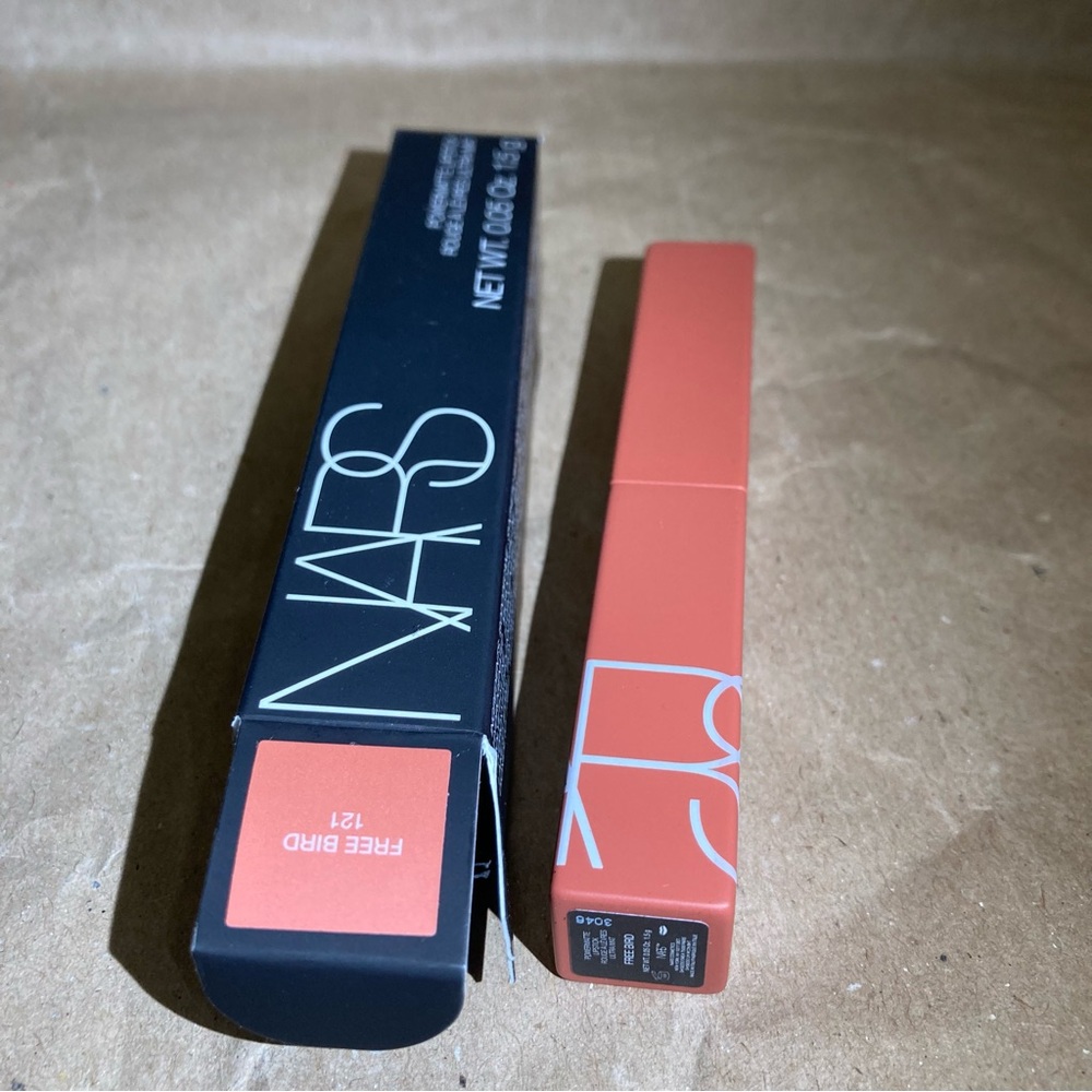 Nars lipstick - Picture 3 of 3